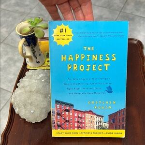 The Happiness Project Book by Gretchen Rubin - Blue Cover